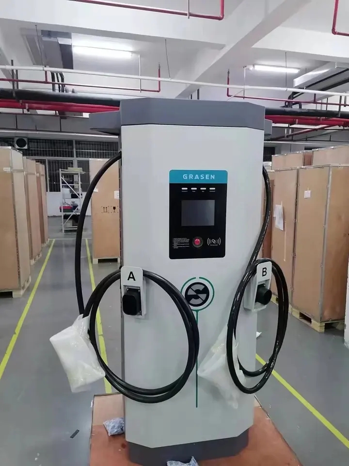 Carregador de carro Ev 30kw 80kw 120kw 240kw DC EV Charger Ocpp 1.6 J CE Tuv OEM estação de carregamento de carro elétrico